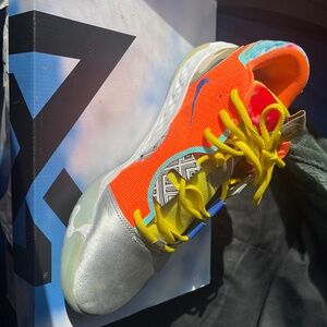 “what the” pg 6’s